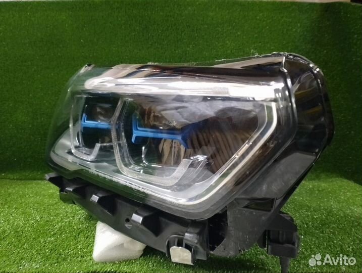 Фара правая BMW X5 G05 2019 63117933340