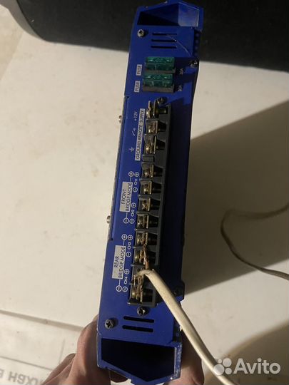 Усилитель 4 канальный blaupunct 480