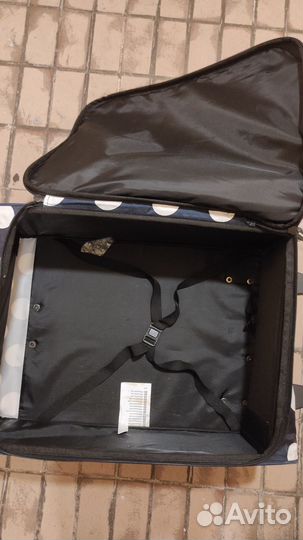 Сумка дорожная на 2 колёсах. икеа