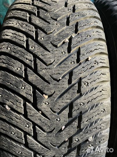 Nokian Tyres Hakkapeliitta 8 SUV 285/60 R18