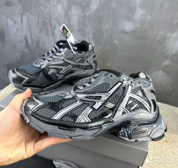 Balenciaga Runner