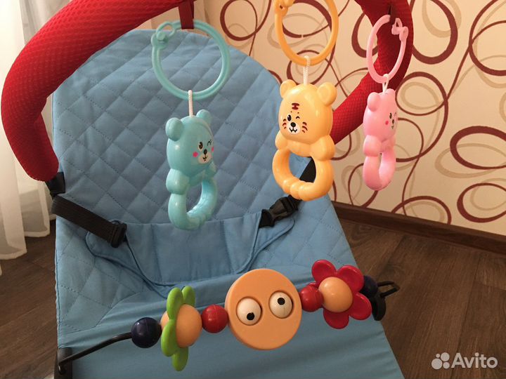 Шезлонг для новорожденных