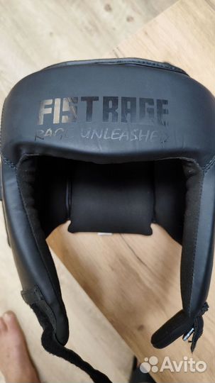 Боксерский шлем