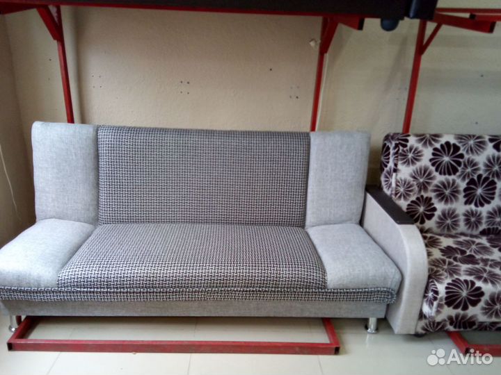 Диван 