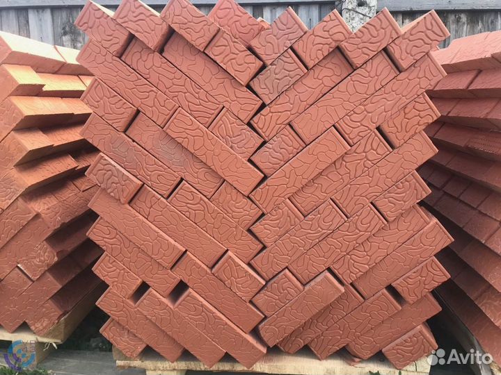 Кирпич Чайковский цокольный полнотелый м-150