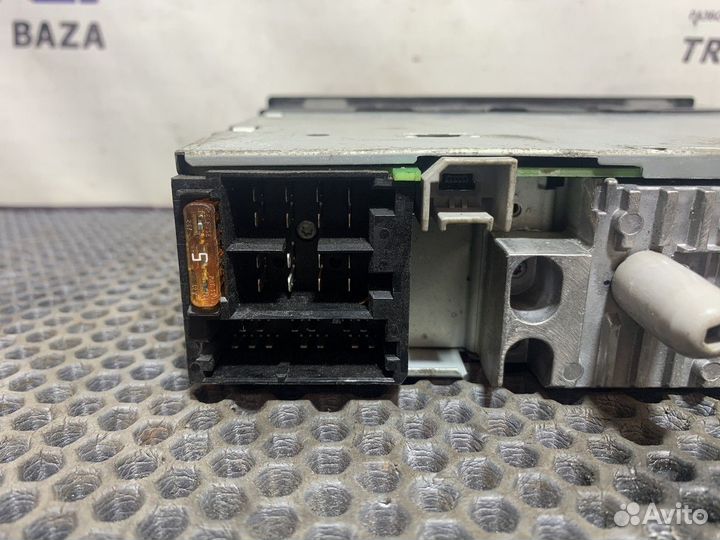 1858943 Магнитола Daf XF105