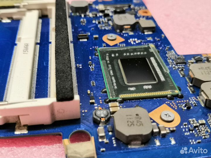 Материнская плата для Toshiba Satellite R830