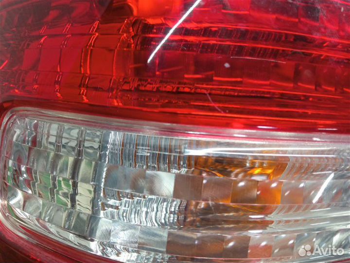 Стоп-сигнал задний левый Toyota Chaser GX100