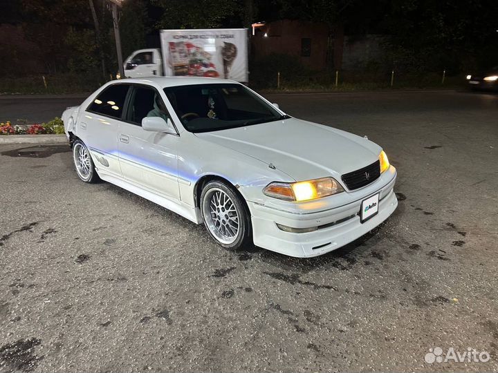 Toyota Mark II 2 AT, 1997, битый, 577 700 км
