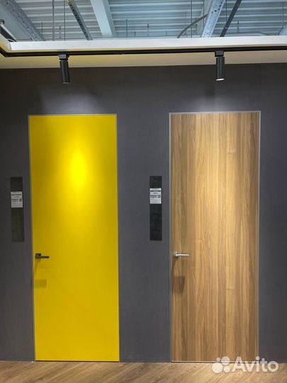 Скрытая дверь с установкой