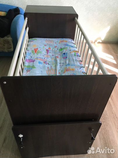 Кровать детская