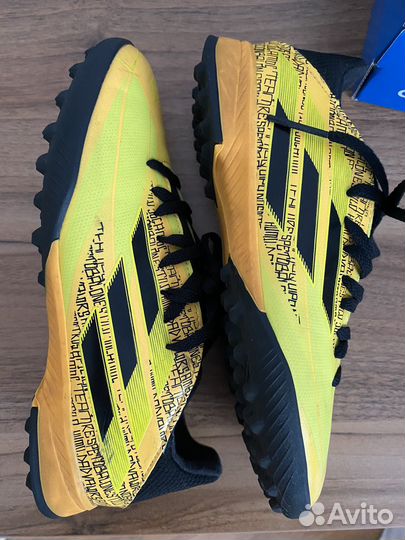 Бутсы футбольные adidas messi