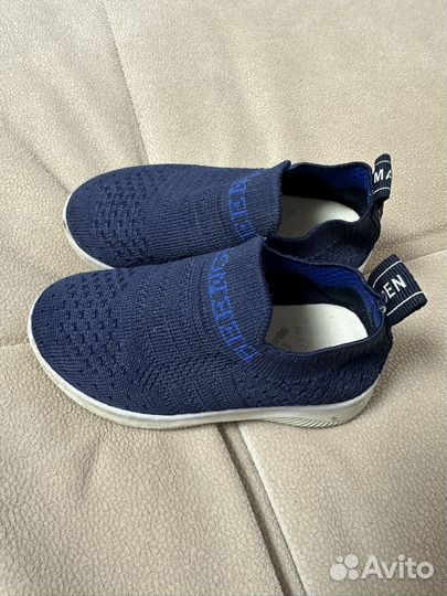 Кроссовки детские