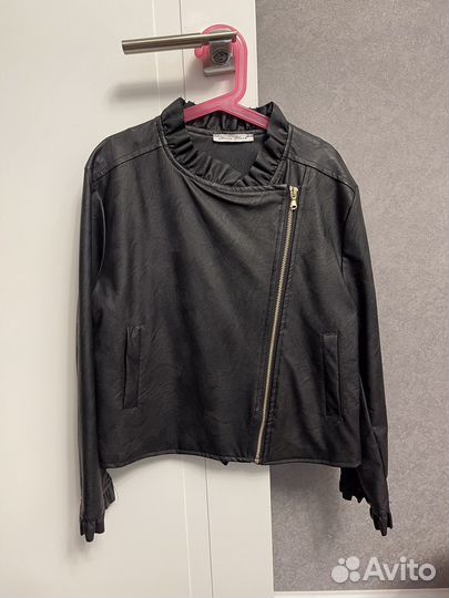 Кожаная куртка для девочки новая