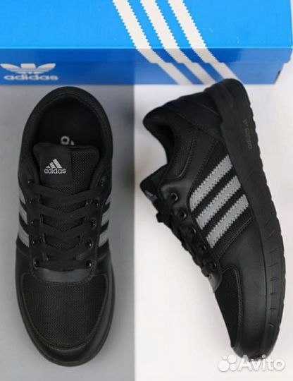 Кроссовки adidas мужские 43