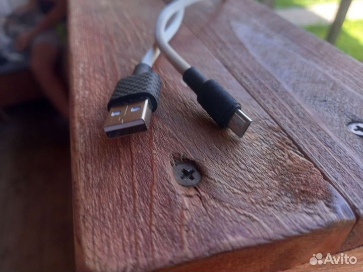 Кабель для телефона