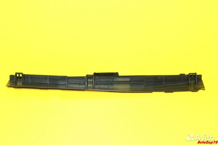 Audi Q5 Накладка рамки радиатора