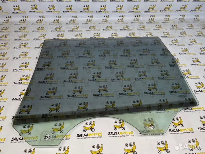 Стекло двери заднее правое Volkswagen Touareg 7L6