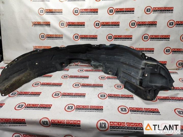 Подкрылок передний правый toyota ipsum