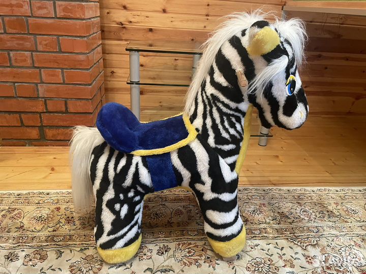 Лошадка игрушка