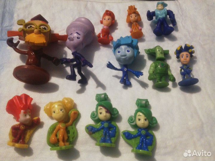 Киндеры из мультика фиксики все 12 шт за