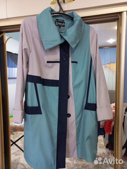 Плащ женский