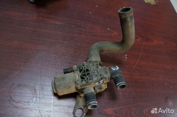 BMW E65 клапан