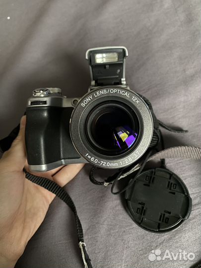 Камера Sony Cyber shot Super Steady Shot 5.1 mp