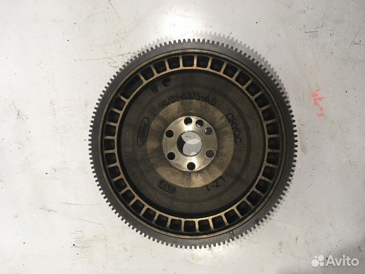 Маховик двигателя (Ford Focus)