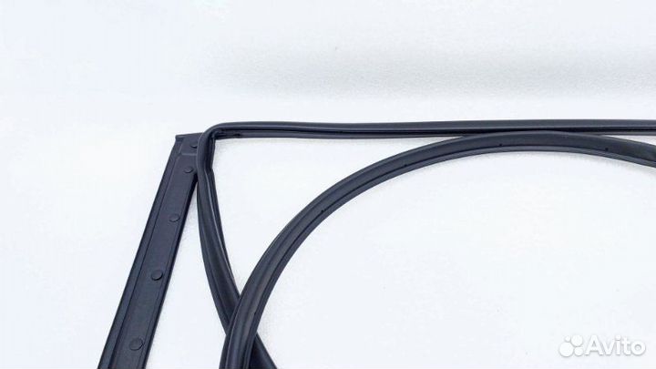 Уплотнитель двери задний правый Jac J7 HFC4GB2.4D