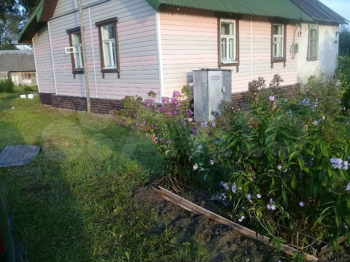 Дом 21 м² на участке 6 сот.