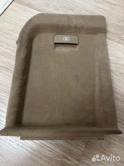 Обшивка багажника левая BMW X5 E70