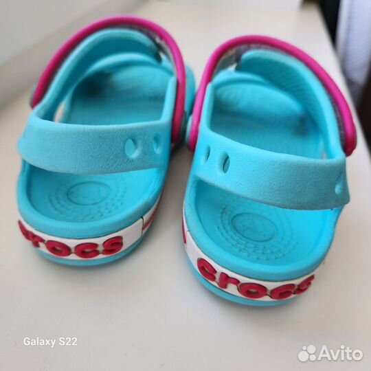 Босоножки crocs c7