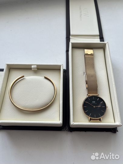 Часы Daniel Wellington женские
