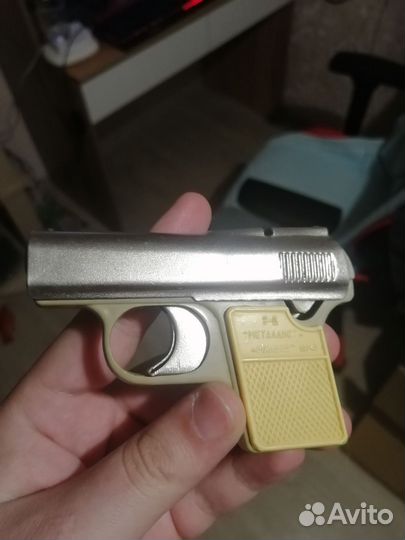 Игрушка пистолет СССР