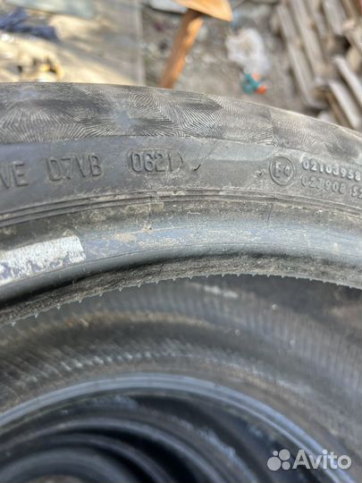 Continental ComfortContact - 6 275/40 R22 и 315/35 R22