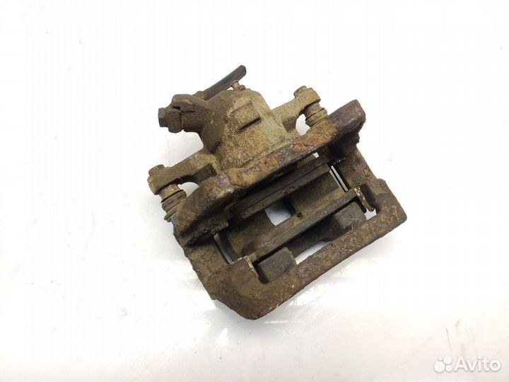 Суппорт тормозной задний левый Land Rover