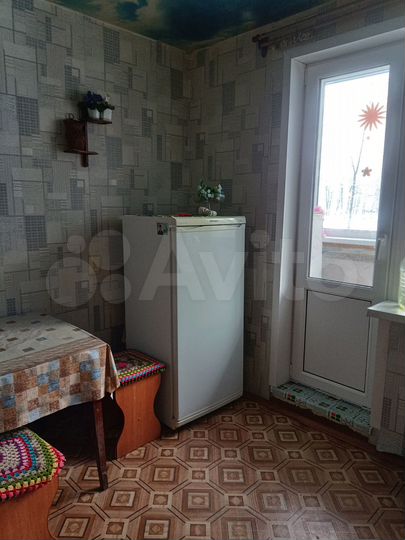 2-к. квартира, 52,9 м², 1/3 эт.