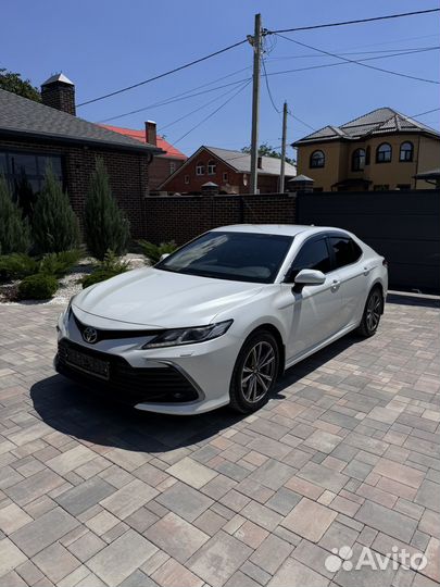 Toyota Camry 2.5 AT, 2021, 100 000 км