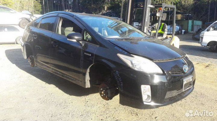 Стеклоподъемник передний правый Toyota Prius ZVW30