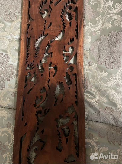 Деревянное резное панно