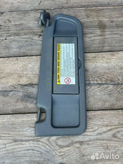 Солнцезащитный козырек правый Honda Civic 4D 1.8