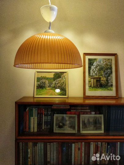 Люстра, абажур пластиковый оранжевый новый