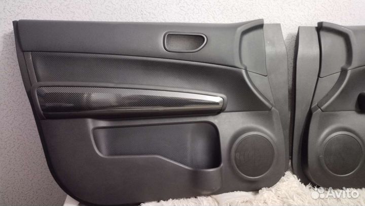 Обшивки дверей x-trail t31