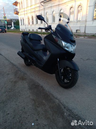Suzuki Skywave 400