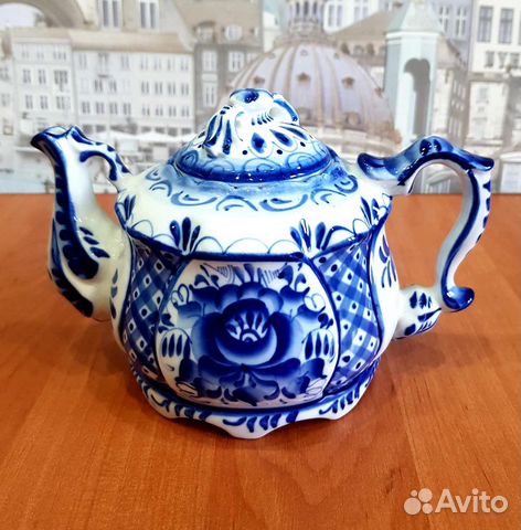 Чайник гжель роспись.Р.Мухина