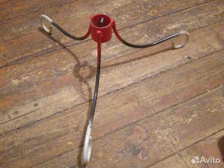 Подставка под елку