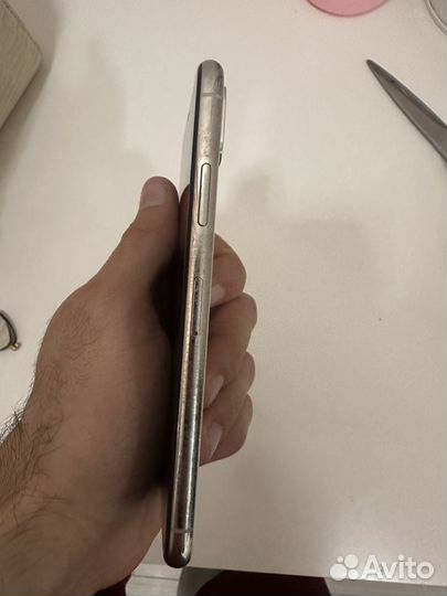 iPhone X, 64 ГБ