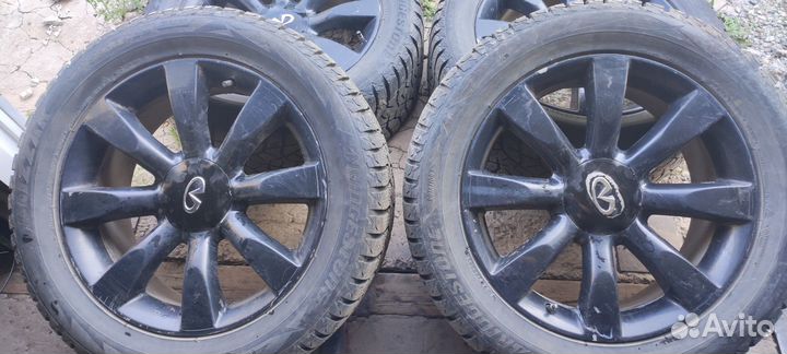 Bridgestone Blizzak Spike-02 SUV 275/50 R20 200ZR