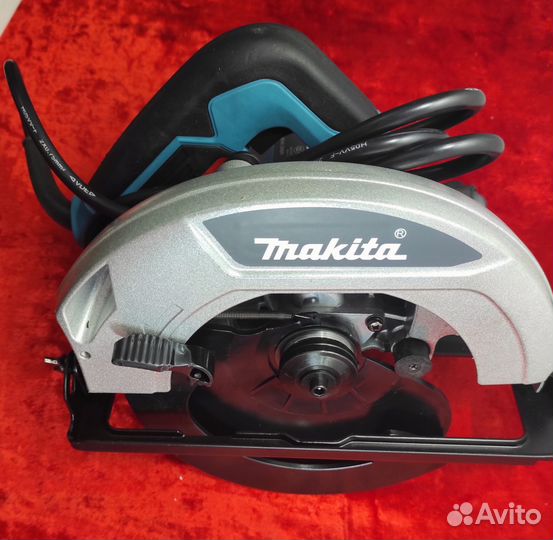 Циркулярка Makita